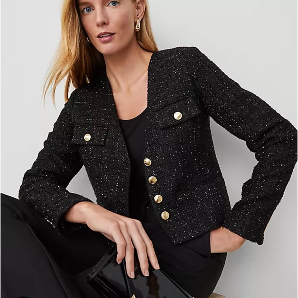Ann Taylor Black and Gold Cropped Blazer New with out Tags Career Sophisticated
